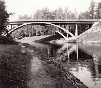 Nelostien silta Vaaksyssa 1971.jpg