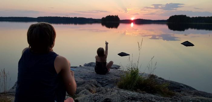 Auringonlasku Kovesjärvellä.jpg