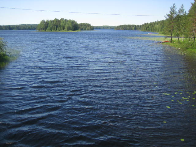 Iso Multianjarvi sillalta.JPG