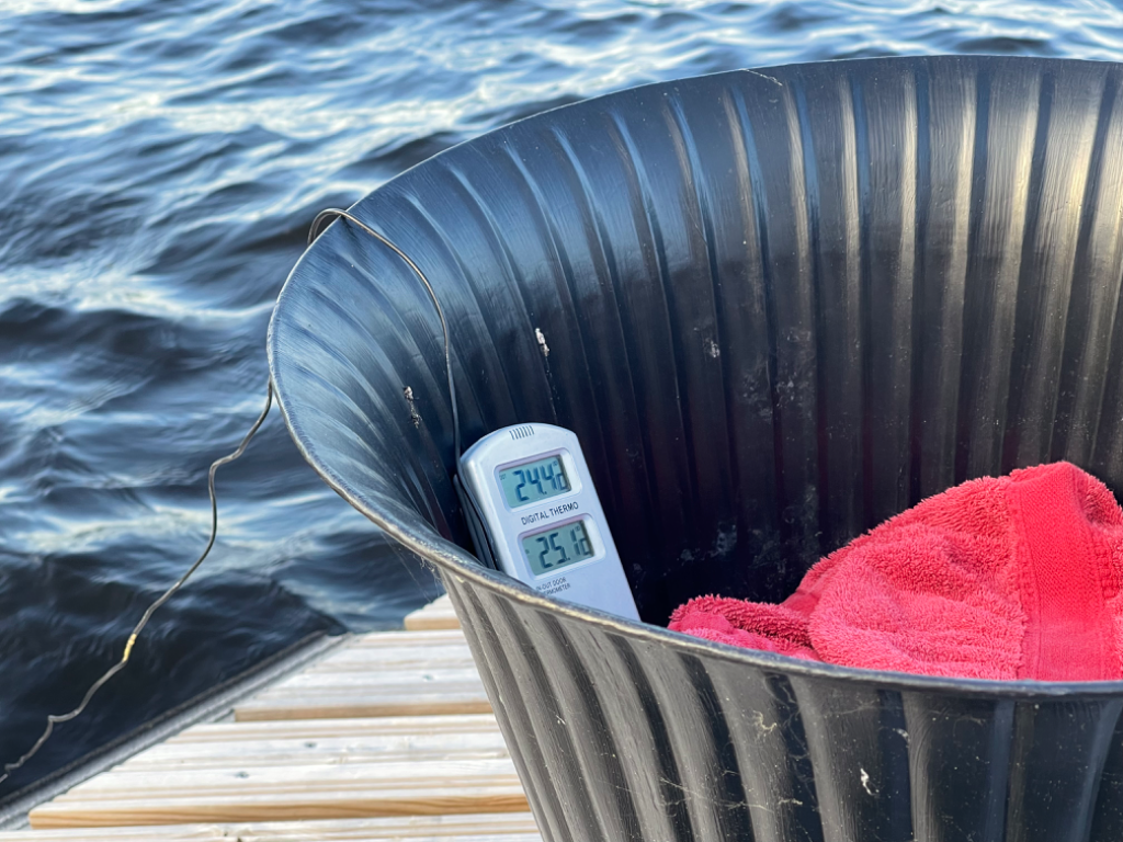 Päijänne (yhd.)-Tähtirinne Asukasyhdistys Ry laituri-ObsIMG-202206291734-62bc644763e37.png