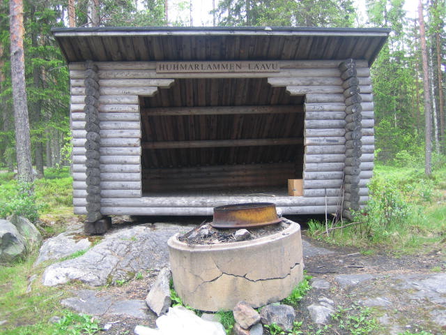 Huhmarlammen laavu.JPG