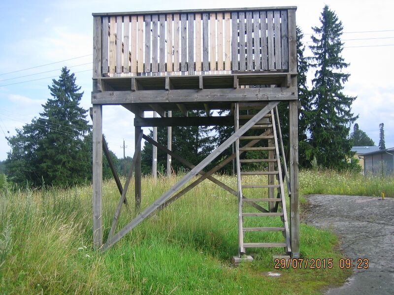 Tiedosto:Savtraskin linutorni.JPG