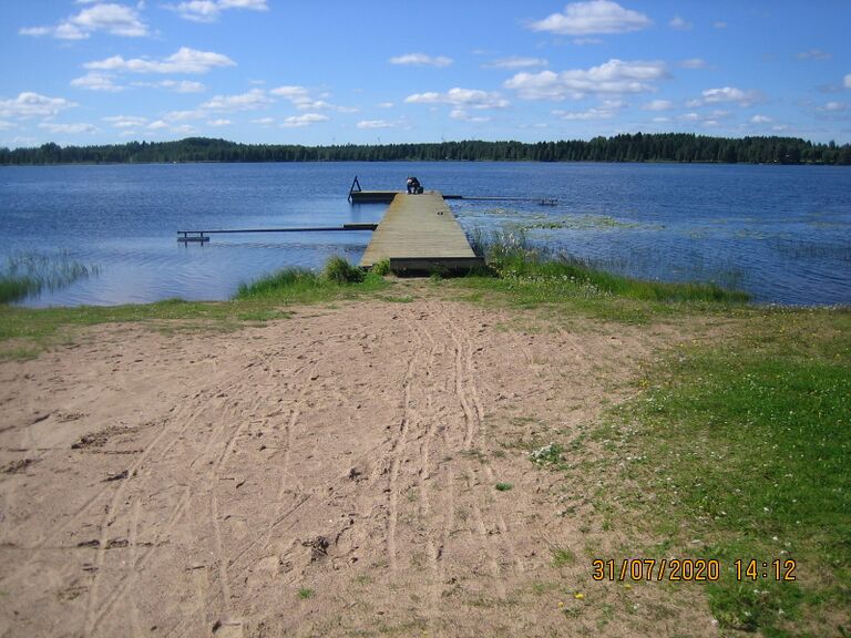 Vihanti Kirkkojärvi uimaranta.JPG