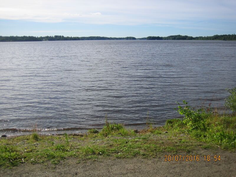 Tiedosto:Aulangon leirinta-alueen uimaranta.JPG