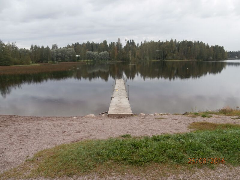 Tiedosto:Hahmajarvi 2.JPG