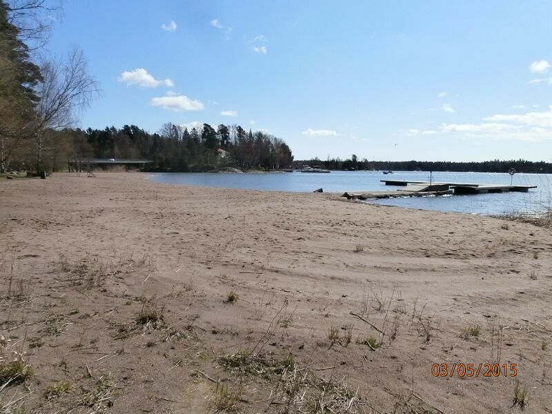 Tiedosto:Hanikan uimaranta 1.JPG