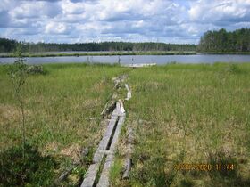 Maansydamenjarvi pitkospuut.JPG