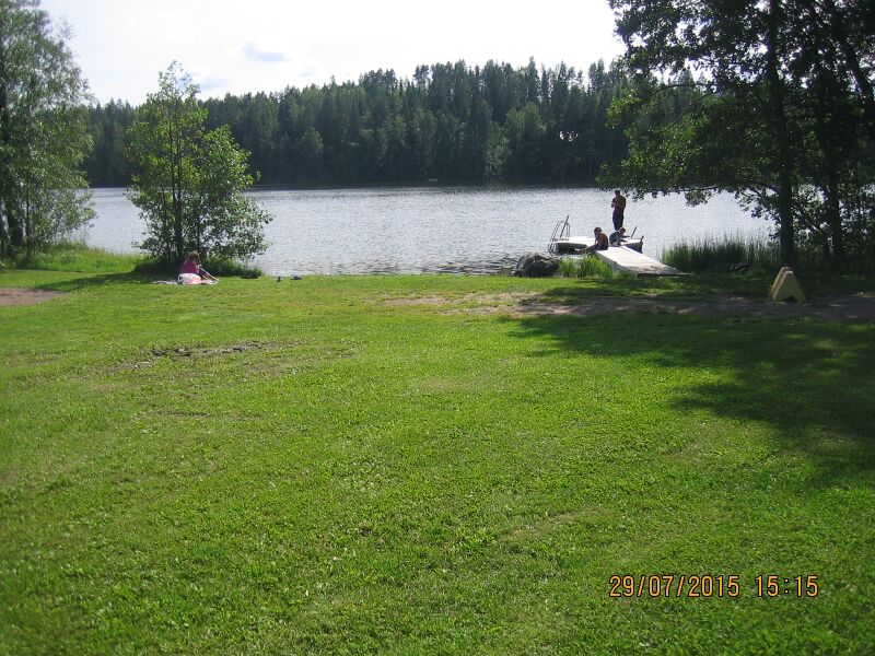 Tiedosto:Valkjarven uimaranta Askola.JPG