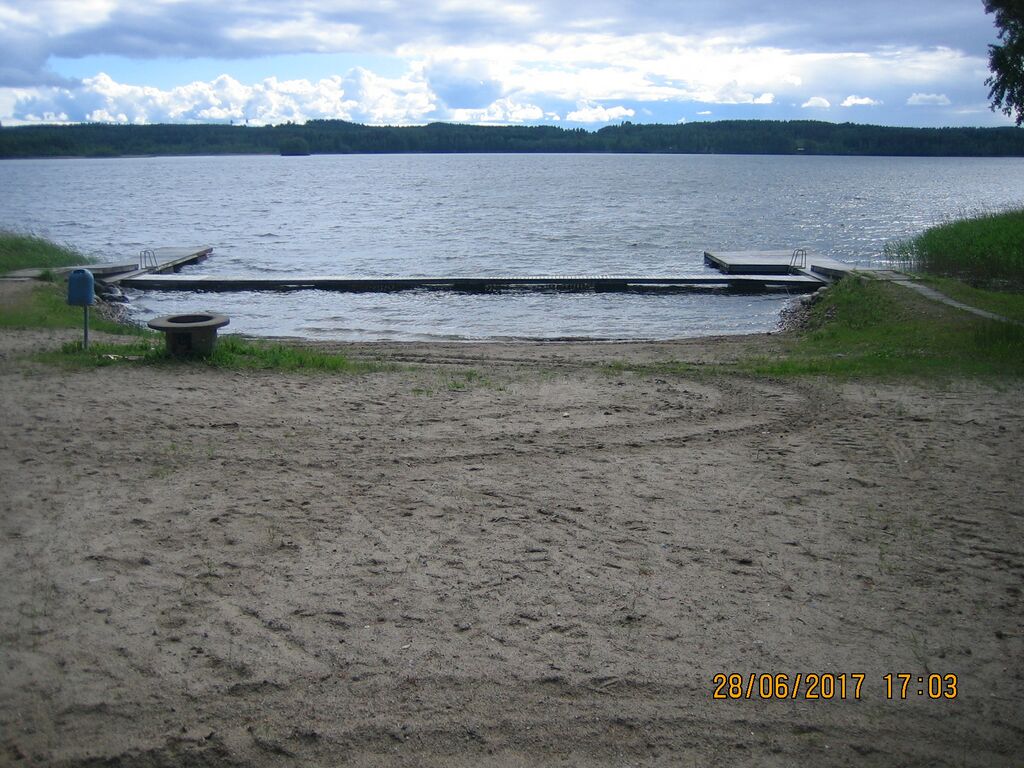 Saaren kirkonkylän uimala.JPG