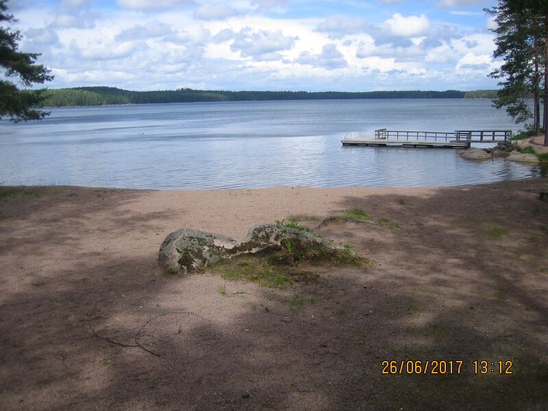 Tiedosto:Sarkjarvi Etelainen.JPG