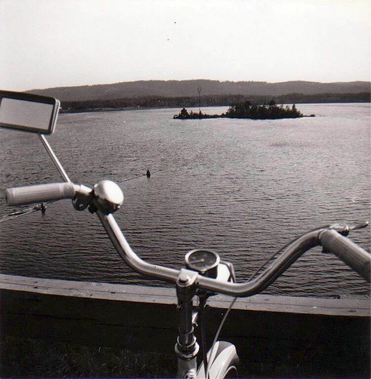 Ahvenisen sillalta.jpg