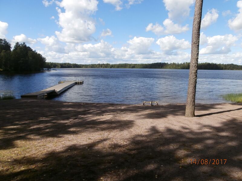 Tiedosto:Tyotjarven uimaranta.JPG