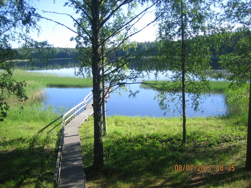 Tiedosto:Tykkimaki Camping saunan laituri.JPG