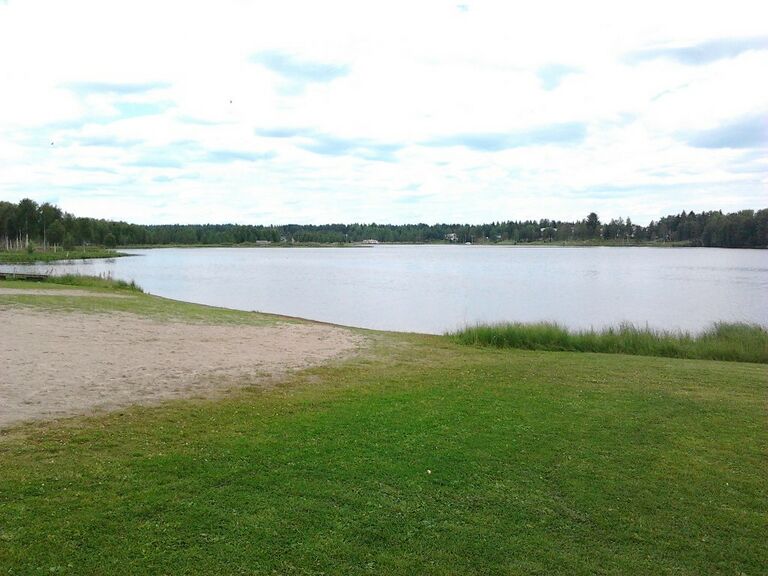 Kuusamojärvi Kelan ranta.jpg