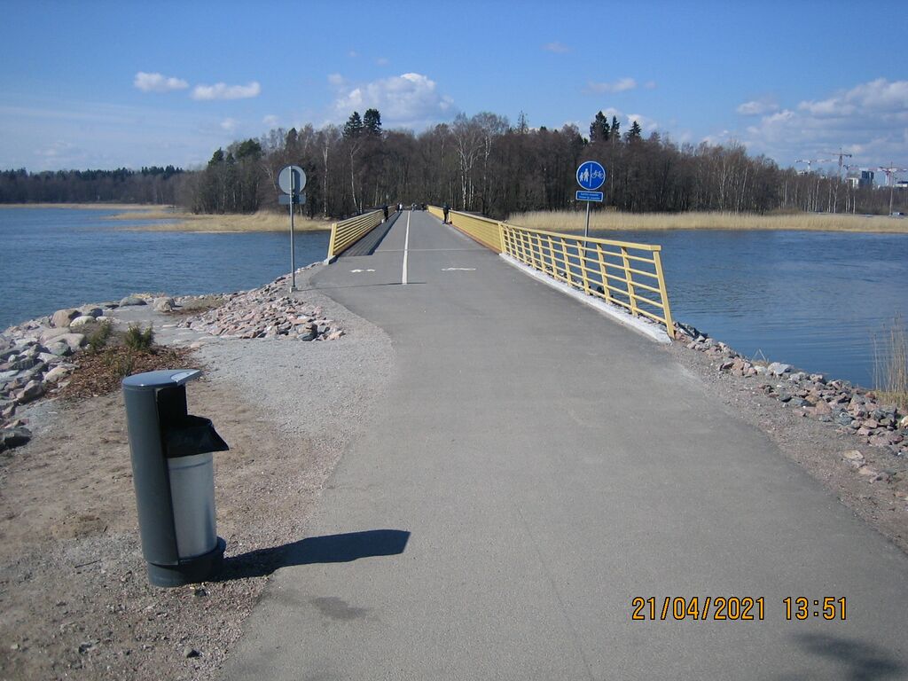 Läntinen Tarvonsilta idästä.JPG