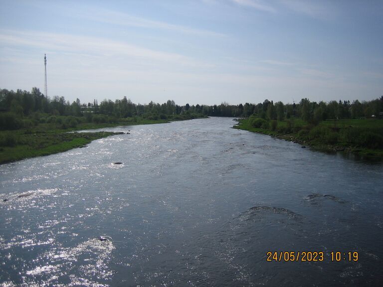 Sillalta yläjuoksun suuntaan.JPG