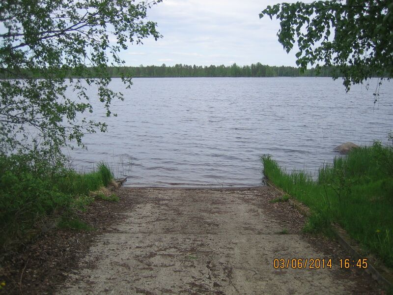 Tiedosto:Kivijärvi taukopaikka.JPG