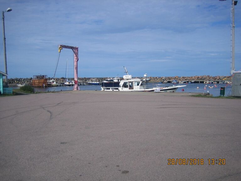 Keskuskarin venesatama.JPG