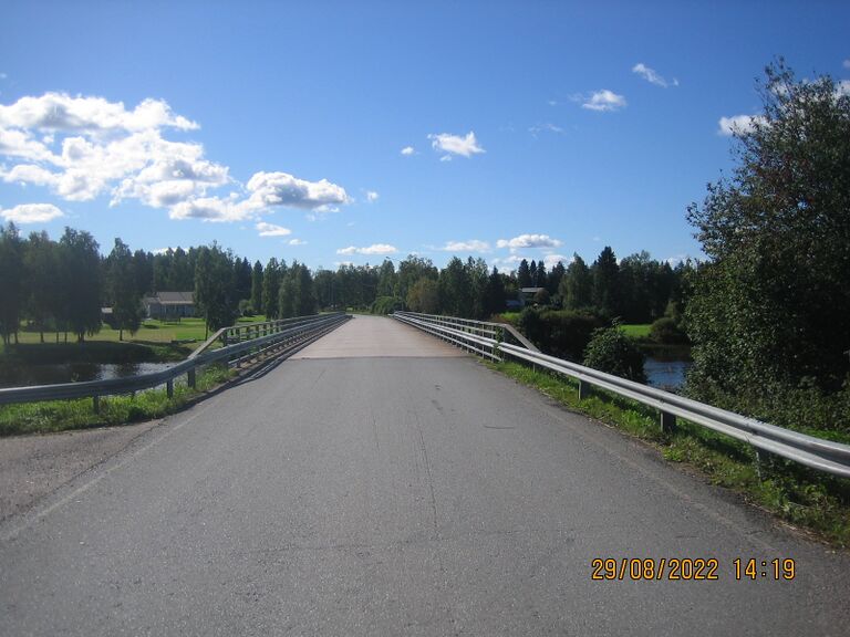 Petäjäskosken silta pohjoisesta.JPG