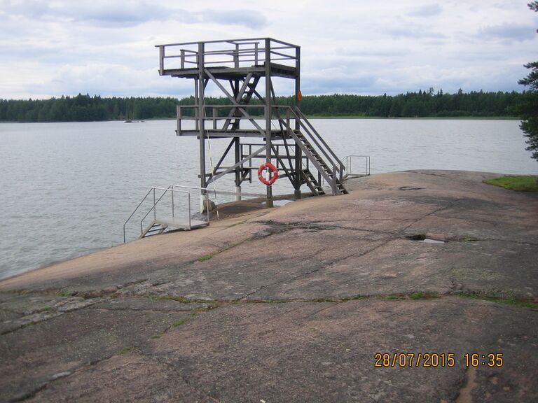 Taikarannan hyppytorni Hopjarvi Liljendal.JPG