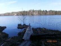 Luonnonsuojelualueen laituri (KI 7.5.2013)