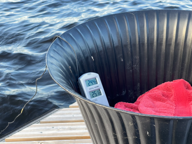 Päijänne (yhd.)-Tähtirinne Asukasyhdistys Ry laituri-ObsIMG-202206291734-62bc644763e37.png