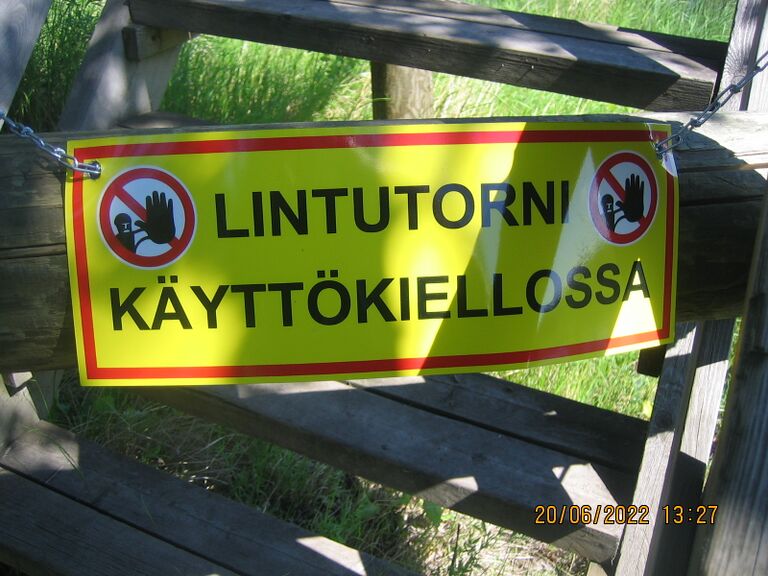 Lintutorni käyttökiellossa.JPG