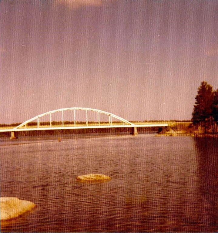 Vihantasalmen vanha silta.jpg