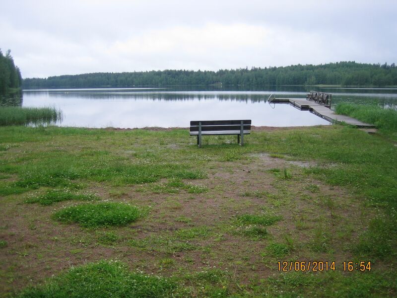 Tiedosto:Kiimajarven uimaranta 1.JPG