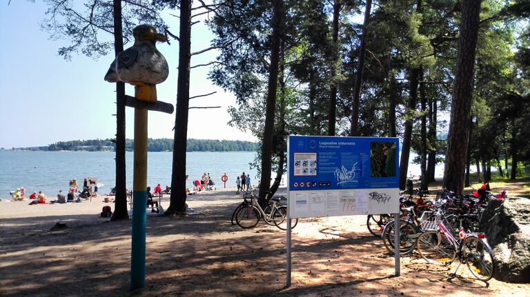 Laajasalon uimaranta.jpg