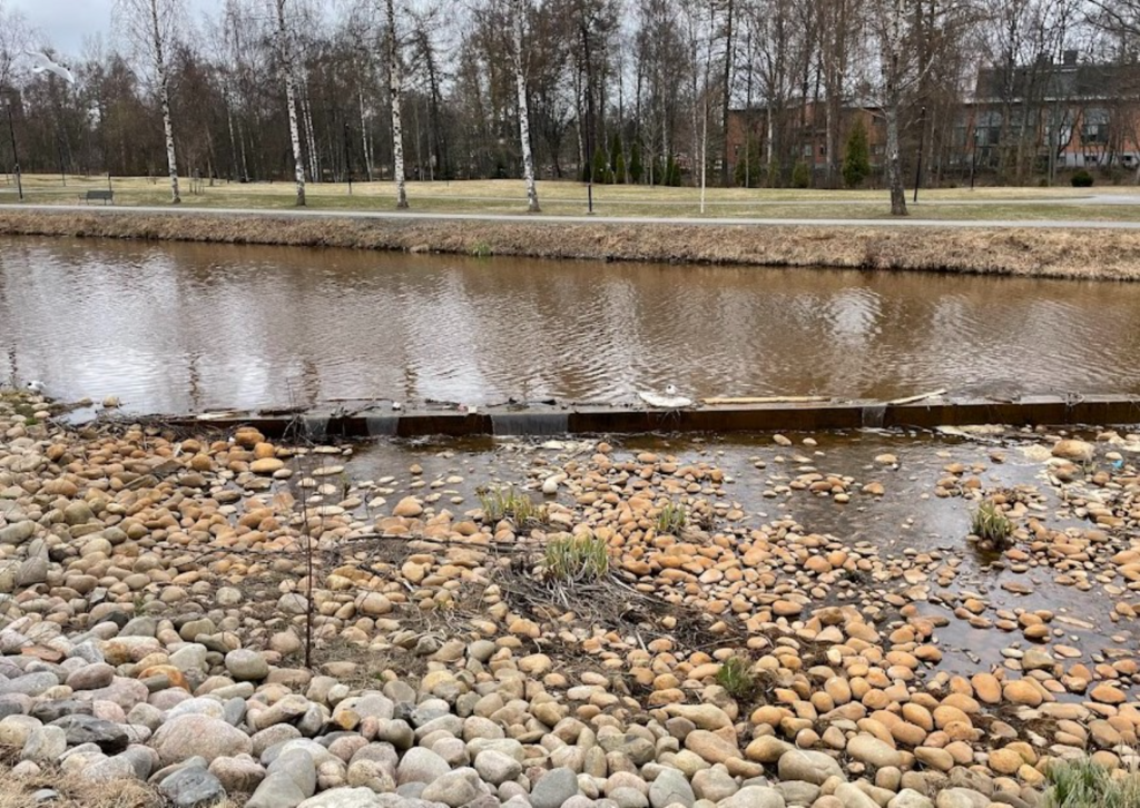 Välialue (84V044)-Kaupunginsalmi Sunti, pohjapato-ObsTRASH-202504300900-68246b6770e84.png