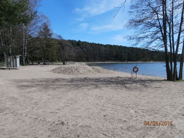 Ison Kallahden uimaranta 1.JPG