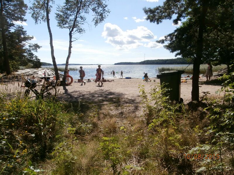 Tiedosto:Gumnäsin uimaranta 1.JPG