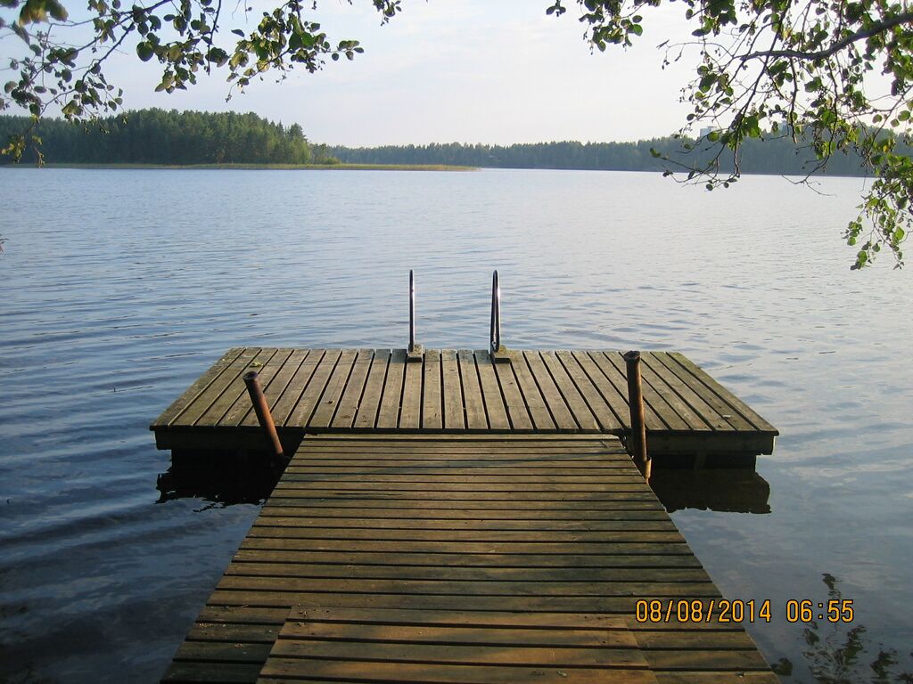 Huhtiniemen saunan uimaranta.JPG