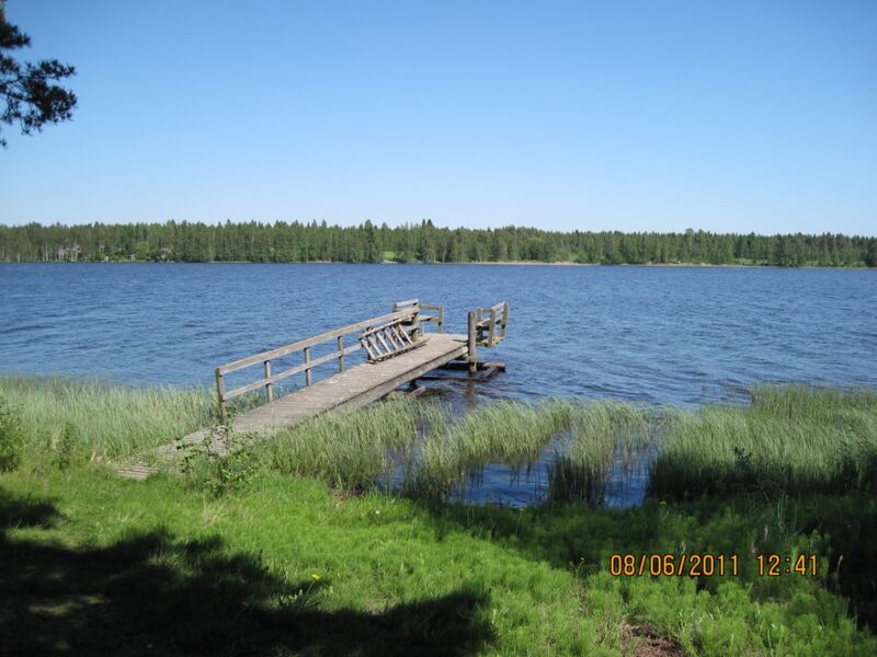 Tiedosto:Toiviaisjärven uimaranta, Kiuruvesi.jpg