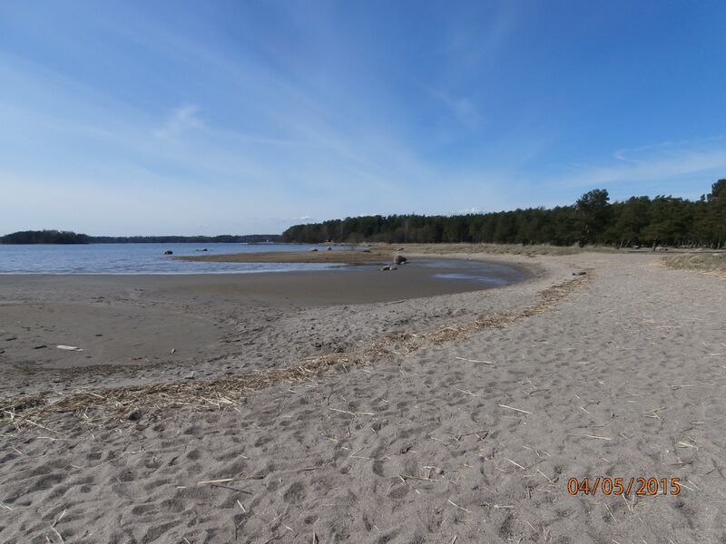 Tiedosto:Kallahdenniemen uimaranta.JPG