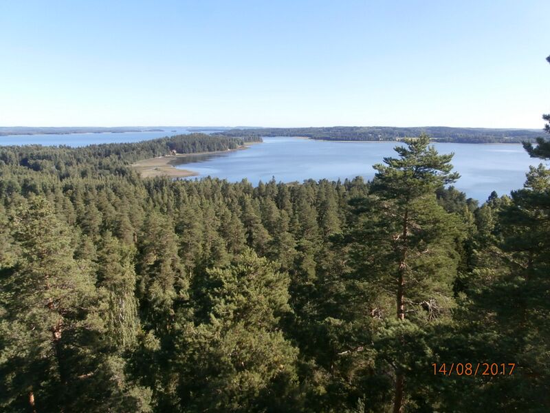 Tiedosto:Kapatuosianmaen nakotornista pohjoiseen.JPG