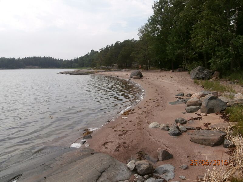 Tiedosto:Stockangsuddenin uimaranta 3 idasta.JPG