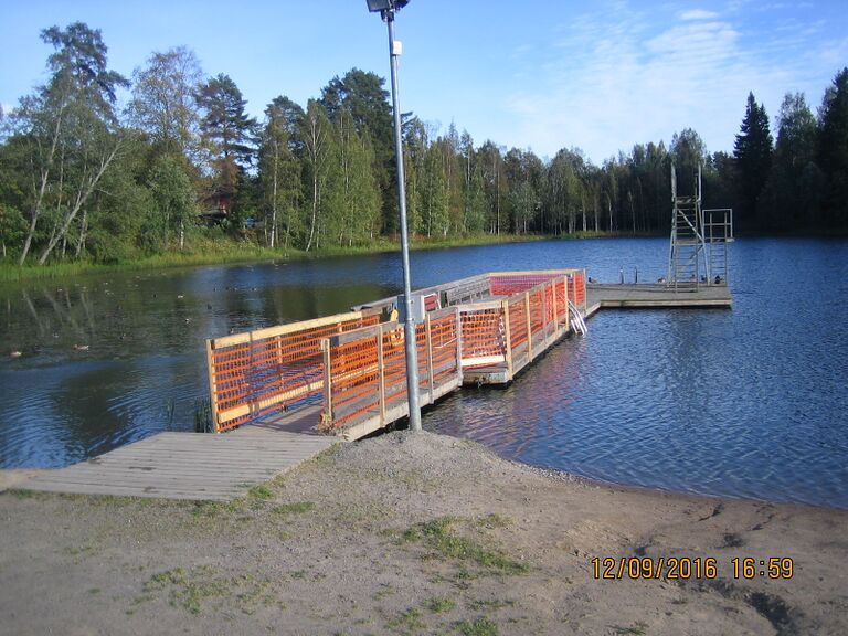 Liinalammin hyppylaituri.JPG